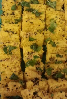 Khaman (steamed Indian Savoury Cake)