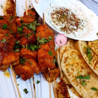 Tandoori Chicken Skewers & Yogurt Dip