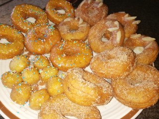 Doughnut With Yogisip Or Fruity Yoghurt