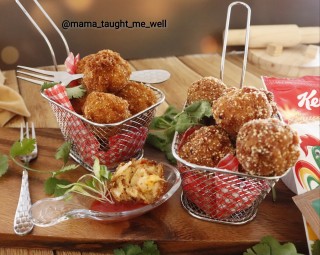 Classic Mac 'n Cheese Balls
