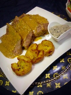Fillet Steak,roasted Smashed Potatoes,mushroom Sauce