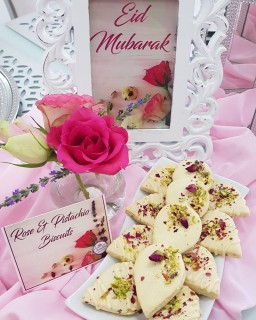 Rose And Pistachio Biscuits
