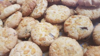 Date And Cornflake Biscuits
