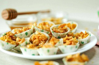 Honey Cornflakes Cups