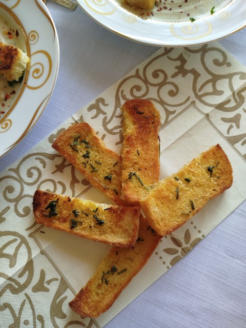 Croutons