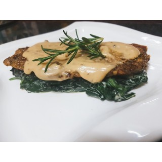 Steak And Cream Spinach