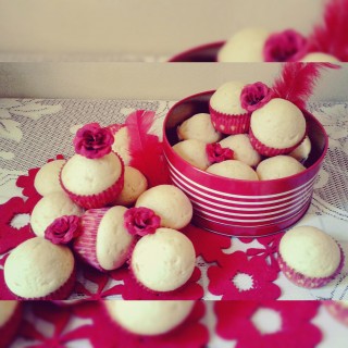 Queen Cakes