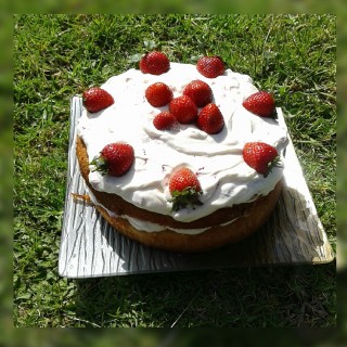 Strawberry & Cream Sponge