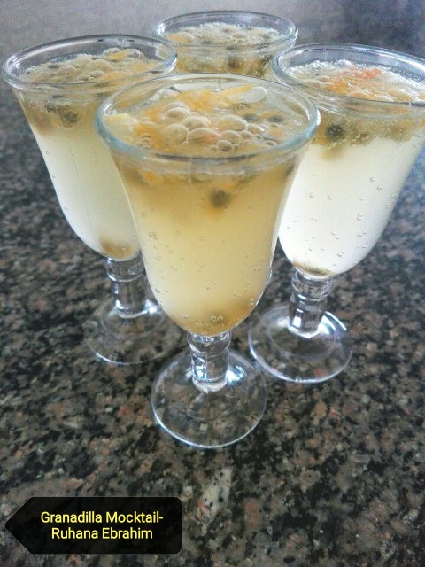 Simple Granadilla Mocktail