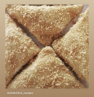Cheesy Chicken & Asparagus High Tech Samosa