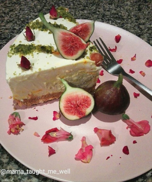 Saffron Mascarpone Fig Cheesecake