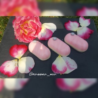 Strawberry And Cream Ghas