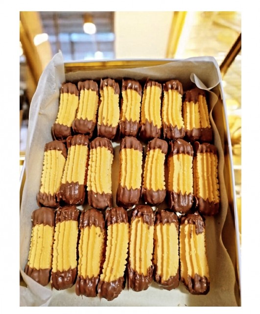 Custard Biscuits