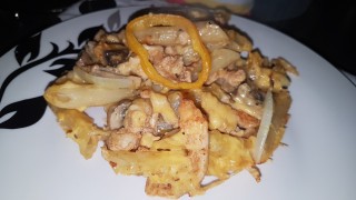 Chicken And Mushroom Pasta Bake