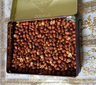 Easy Crunchy Masala Peanuts (addictive)