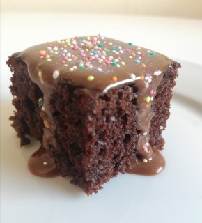 Eggless Chocolate Cake