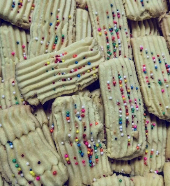 Custard Biscuits