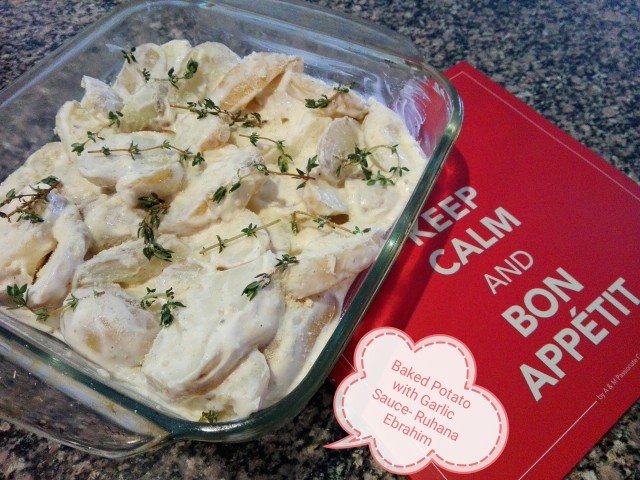 Baked Potato With Garlic Sauce