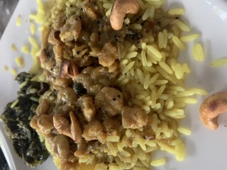 Mild Prawn Curry With Cashew Nuts