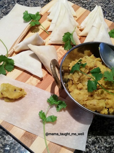 Aloo (potato) Samoosas