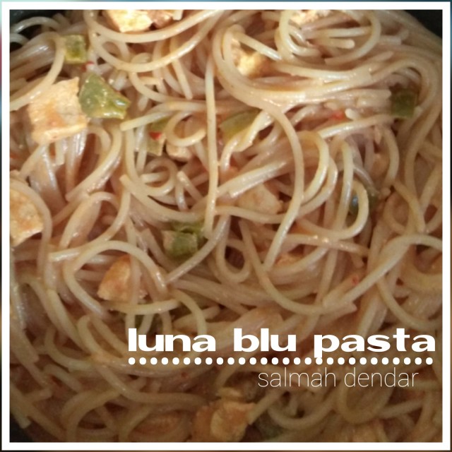 Luna the noodle