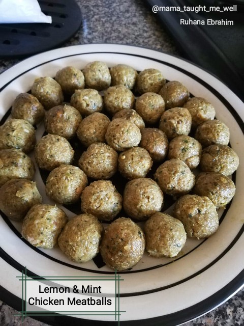 Lemon & Mint Chicken Meatballs