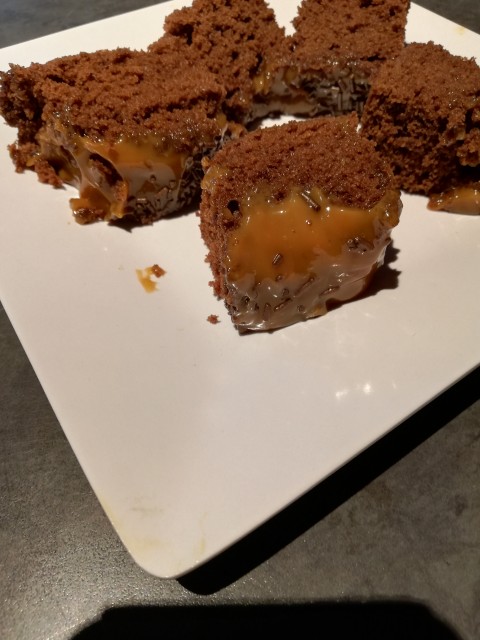 Rustic Caramelo Microwave Cake