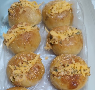 Chicken Cocktail Rolls