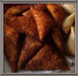 Hightech Creamstyle Sweetcorn And Chicken Samosas