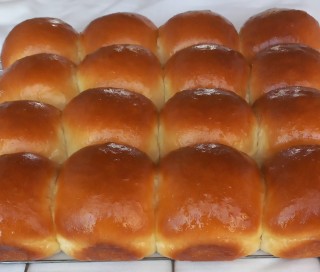 The Softest Bread Rolls