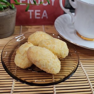 Crunchy Almond Biscuits