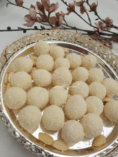 Coconut Balls