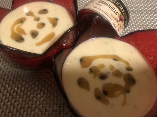 Granadilla (passion-fruit) Sago Dessert