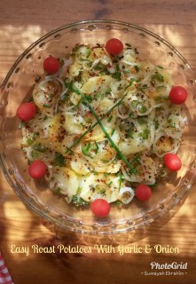 Easy Roasted Potatoes With Garlic & Onion