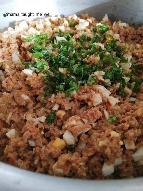 Mince With Boiled Eggs