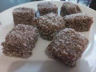 Chocolate Lamingtons
