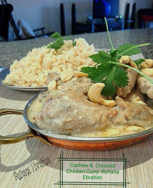 Cashew & Coconut Chicken Curry