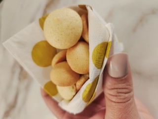 Coin Biscuits