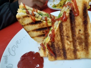 Bombay Grill Veg Sandwich