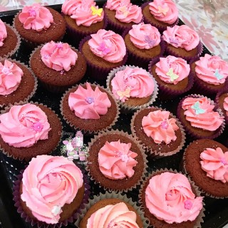 Pink Velvet Cupcakes