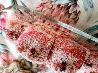 Red Cakes