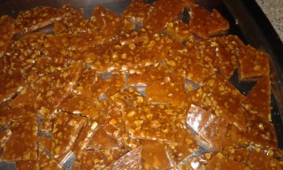 Almond Choc/  Pecan Rocca