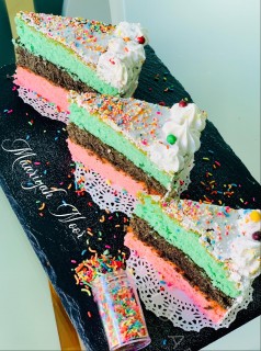 3 Colors Cake