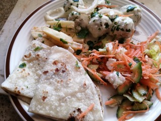 Kabaab (turkish) With Creamy White Sauce