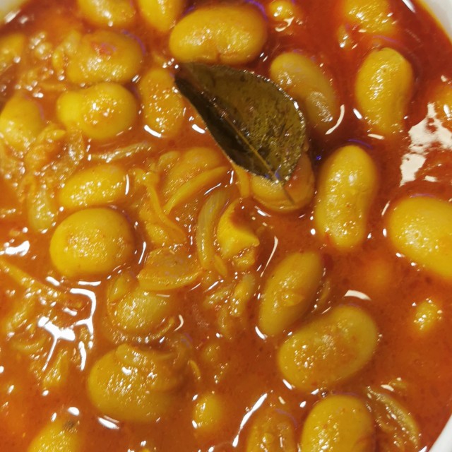 Butterbeans / Bakedbeans Curry