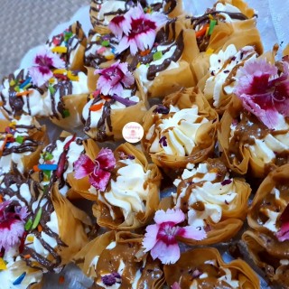 Cream Filled Phyllo Cups